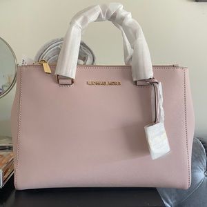 MICHAEL KORS NEW HANDBAG/SATCHEL